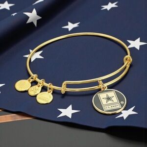 🇺🇸ALEX AND ANI🇺🇸US Army Emblem Charm Bangle in Shiny Gold/NWOT